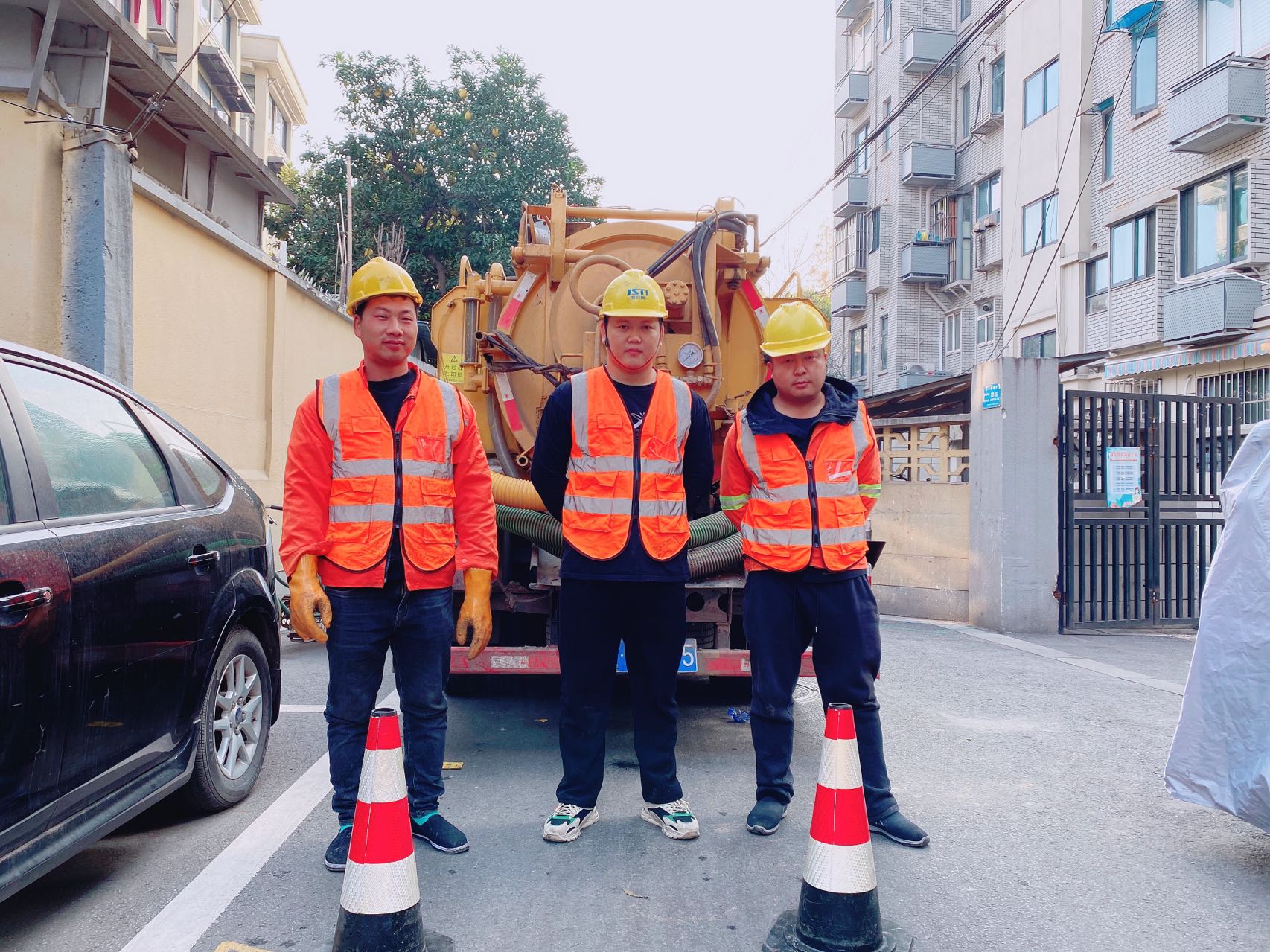 酒楼南京某小区管道清淤检测施工